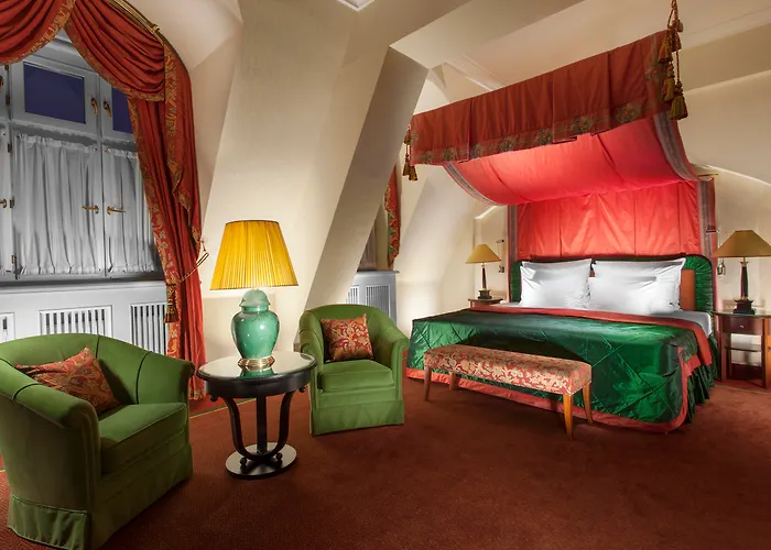 Art Nouveau PalaceAlbergo